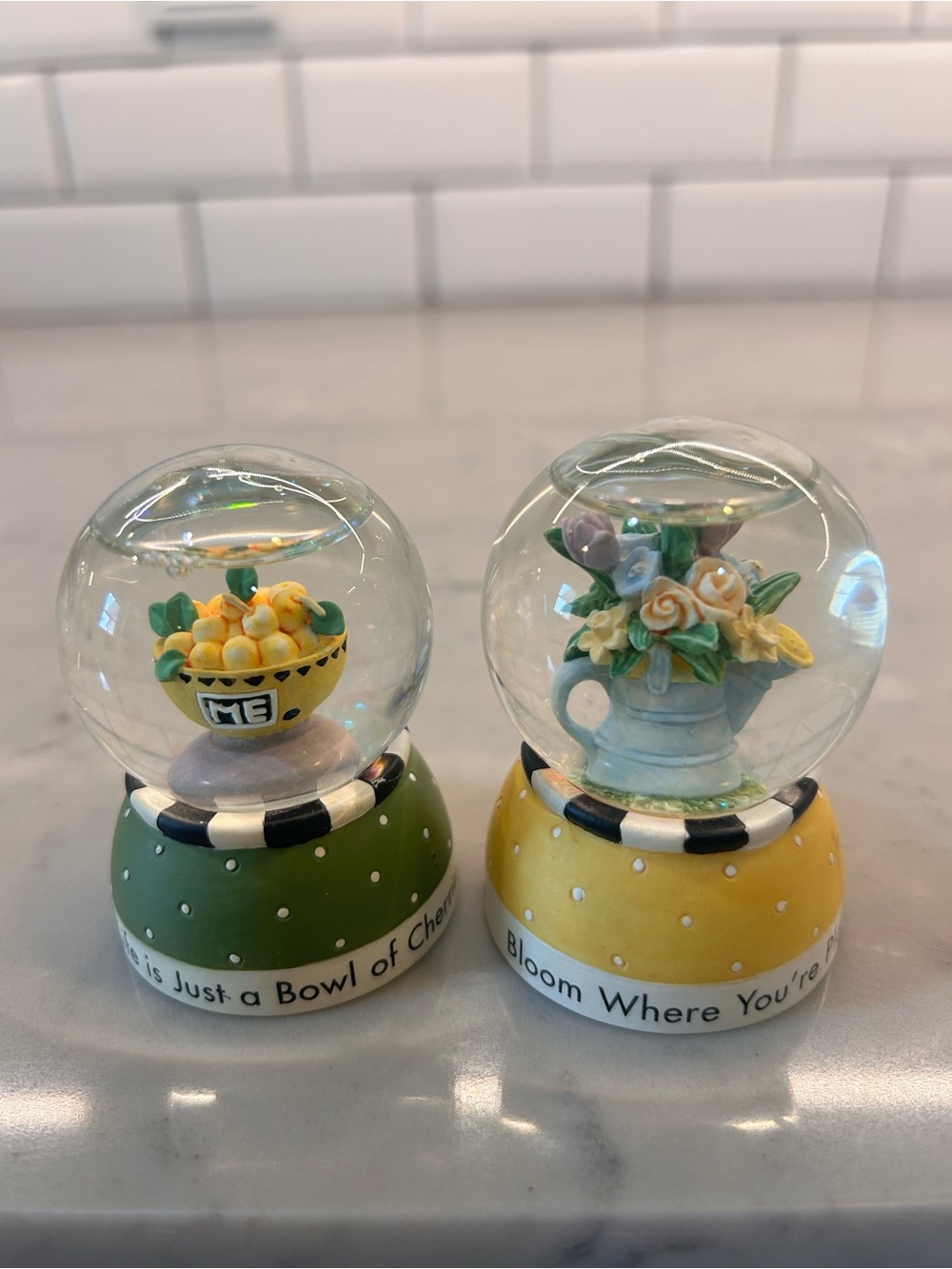 Mary Engelbreit mini snow globes 1998 collectible
